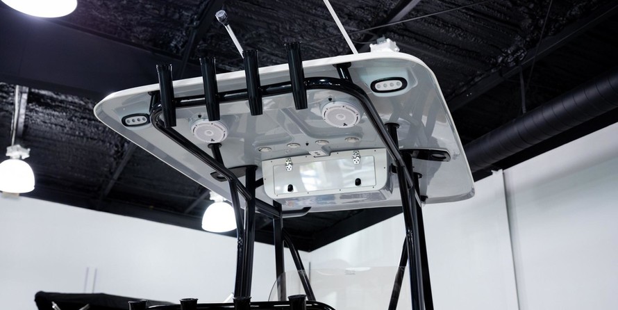 Sea Ray hunt ultra 211