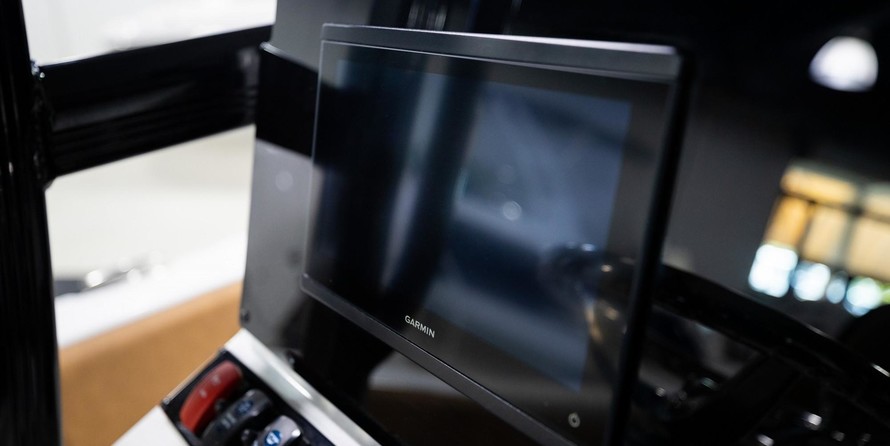 Sea Ray hunt ultra 211