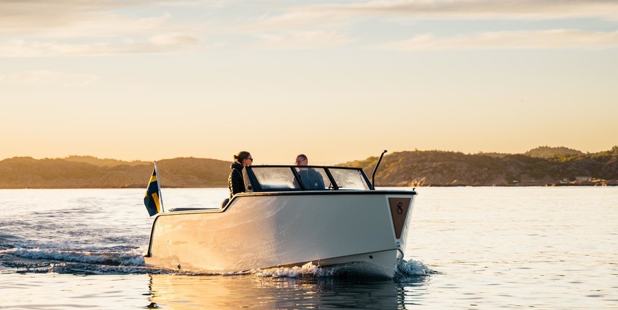 Liverpool boats widebeam - 57.1/2ft x 11.1/2ft