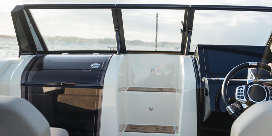 Liverpool boats widebeam - 57.1/2ft x 11.1/2ft