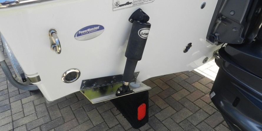 Sea Ray hunt ultra 211