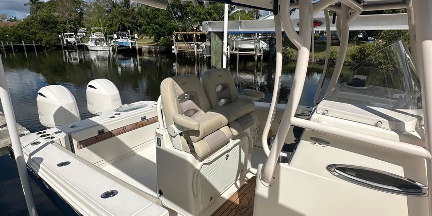 Cobia 217 center console