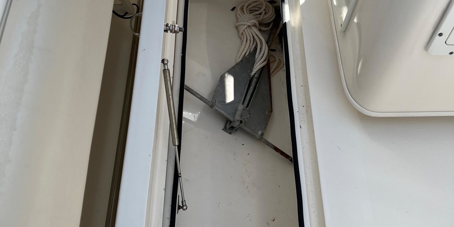 Cobia 217 center console