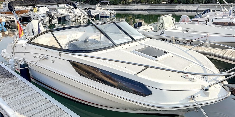 Bayliner VR5 Cuddy