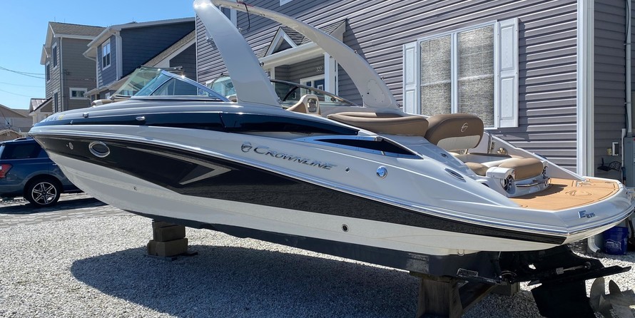 Crownline E 275