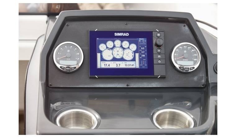 Quicksilver Activ 675 Open