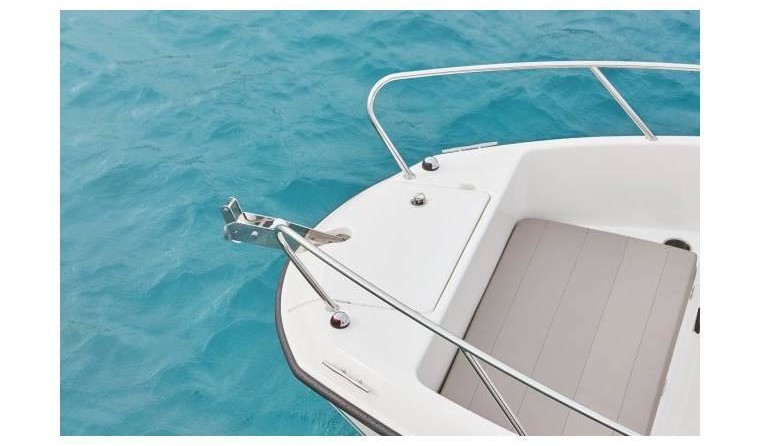 Quicksilver Activ 675 Open