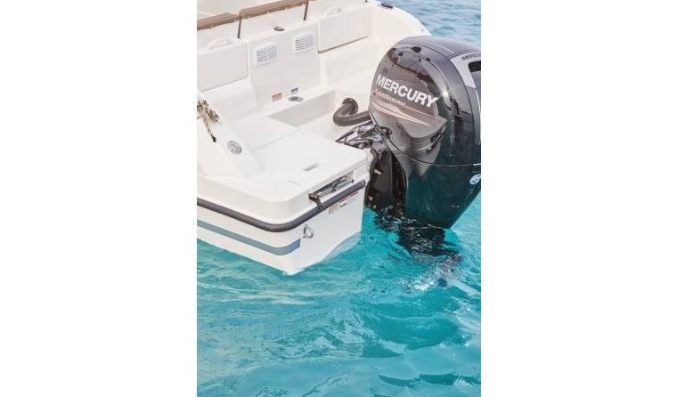 Quicksilver Activ 675 Open