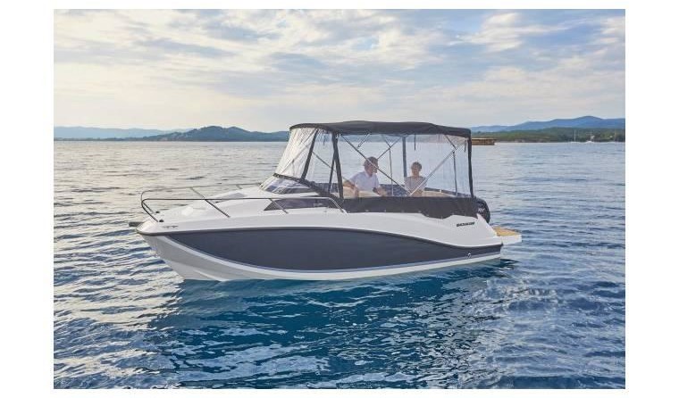 Quicksilver Activ 555 Cabin