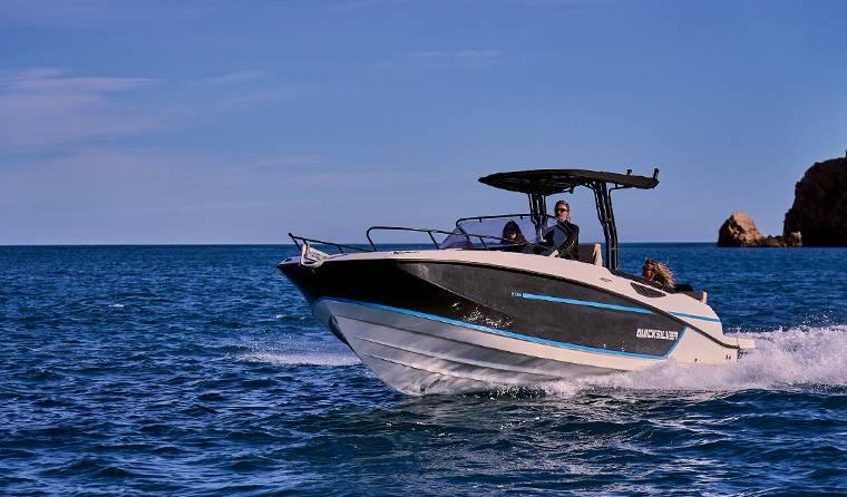 Quicksilver Activ 805 Open