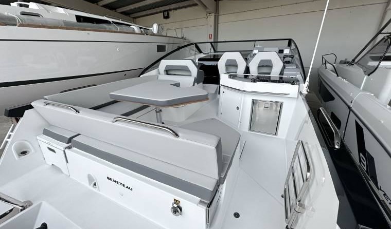 Beneteau Flyer 10