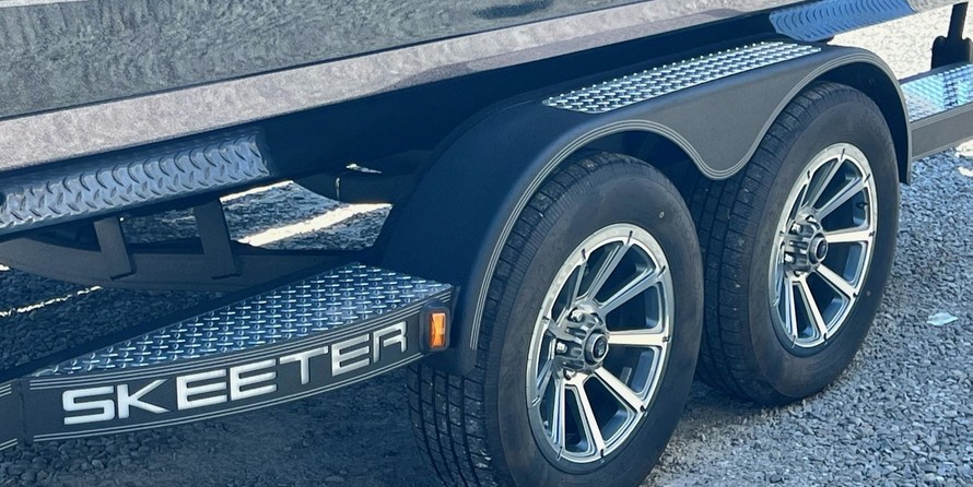 Skeeter WX2200 - Stock