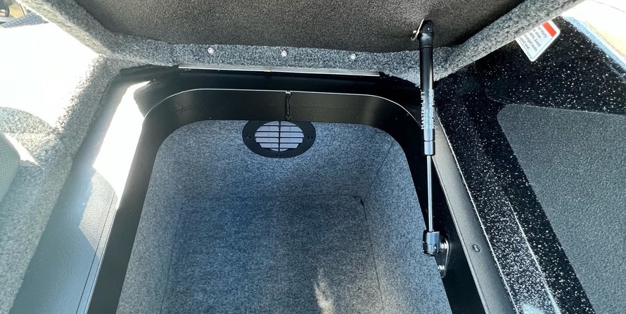 Skeeter WX2200 - Stock