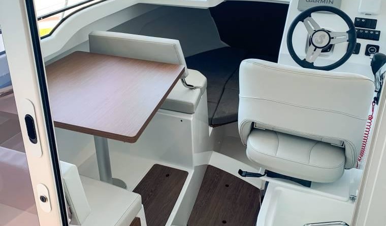 Beneteau Antares 7 OB