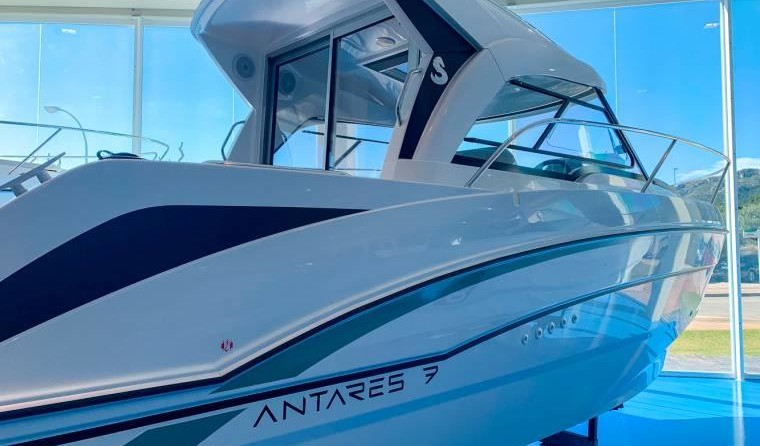 Beneteau Antares 7 OB