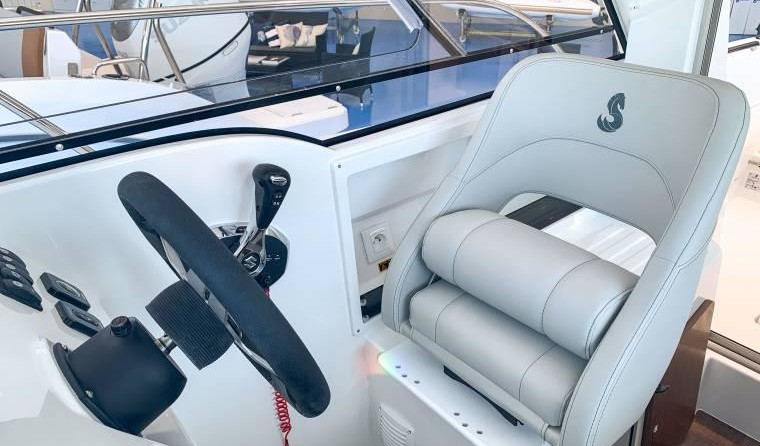 Beneteau Antares 7 OB
