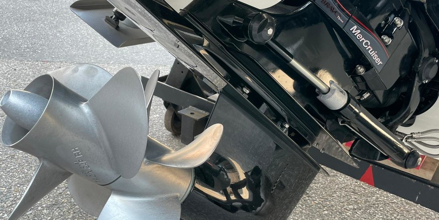 Sea Ray Sundancer 265