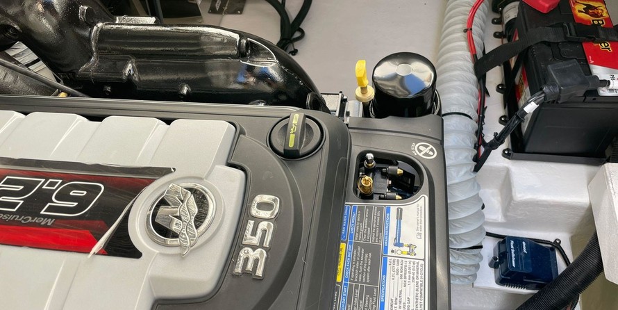 Sea Ray Sundancer 265