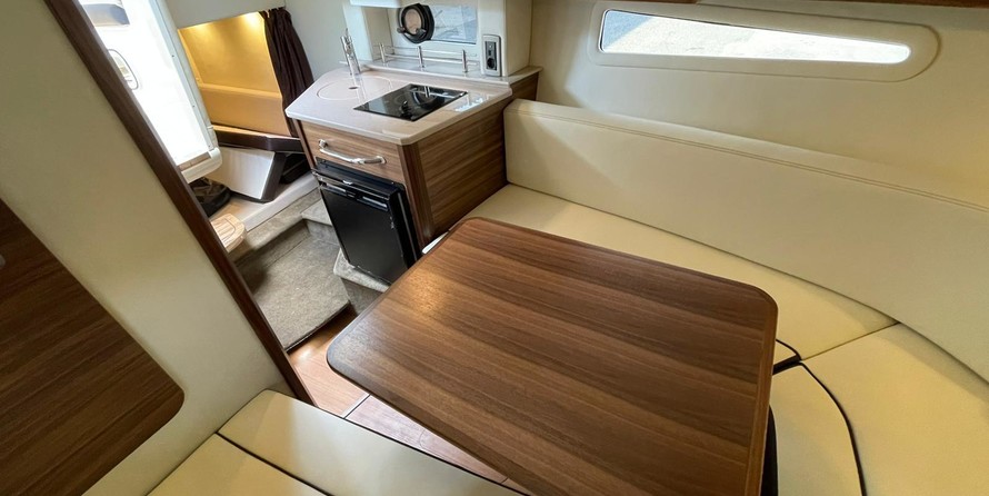 Sea Ray Sundancer 265