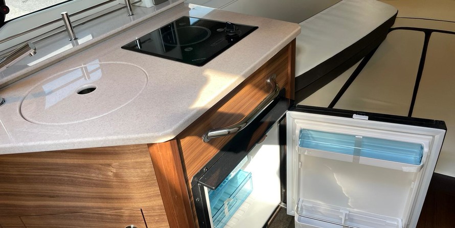 Sea Ray Sundancer 265