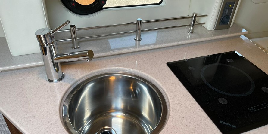 Sea Ray Sundancer 265