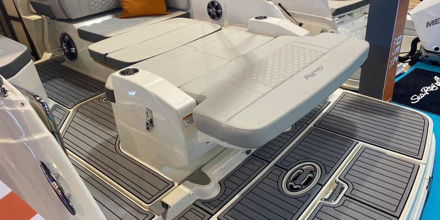 Sea Ray Sundancer 265