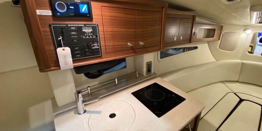 Sea Ray Sundancer 265