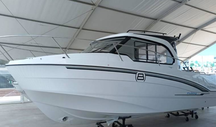 Beneteau Antares 8 OB