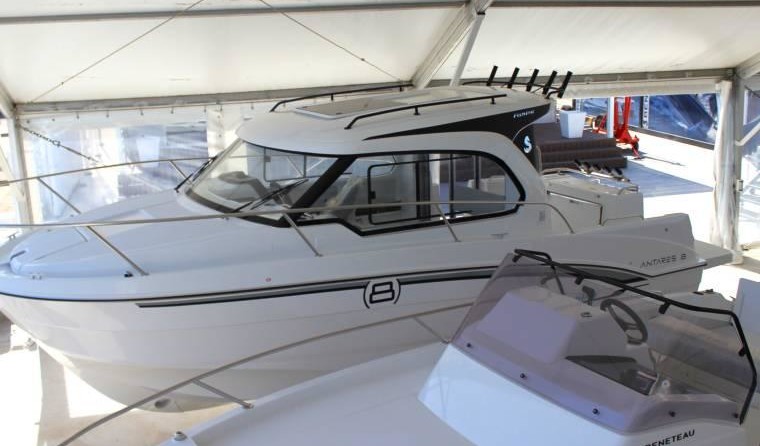 Beneteau Antares 8 OB