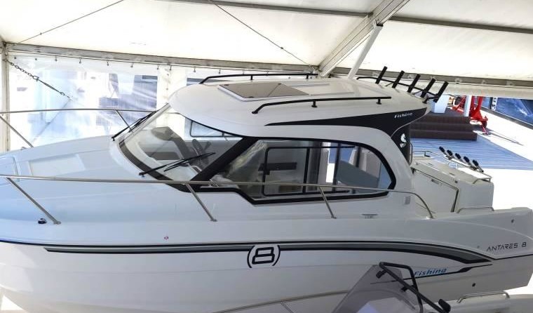 Beneteau Antares 8 OB