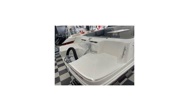 Bayliner VR4 BOWRIDER