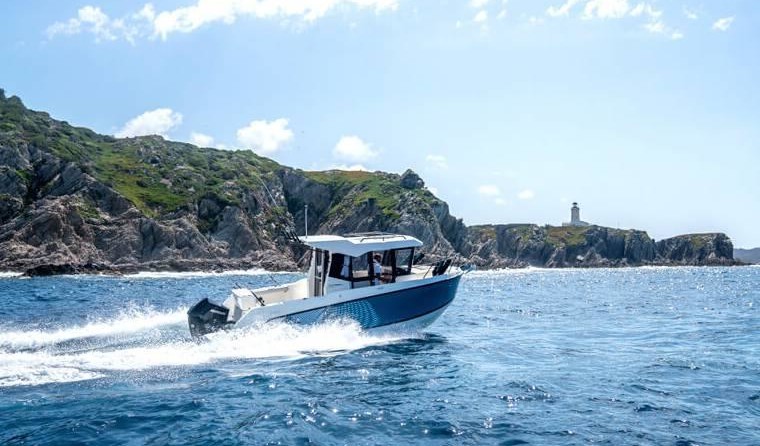 Quicksilver QUICKSILVER CAPTUR 705 PILOTHOUSE