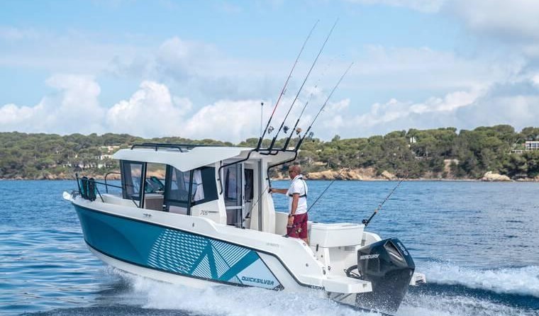 Quicksilver QUICKSILVER CAPTUR 705 PILOTHOUSE