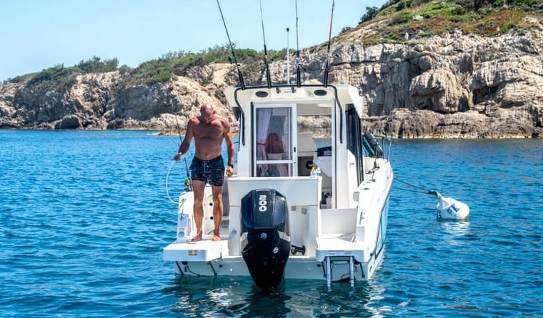 Quicksilver QUICKSILVER CAPTUR 705 PILOTHOUSE