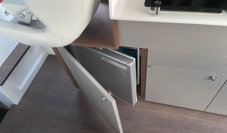 Beneteau Antares 9 OB