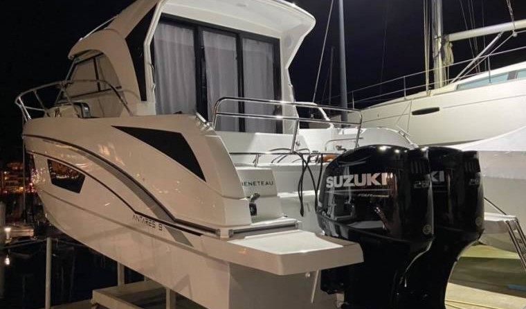Beneteau Antares 9 OB