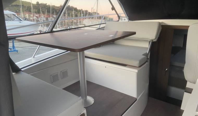 Beneteau Antares 9 OB