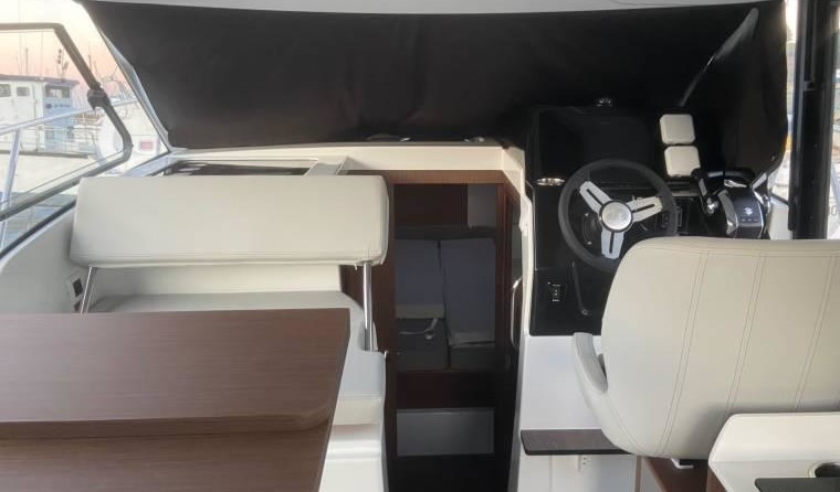 Beneteau Antares 9 OB