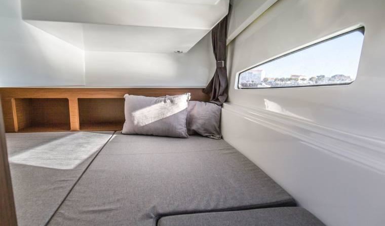 Beneteau Antares 9 OB