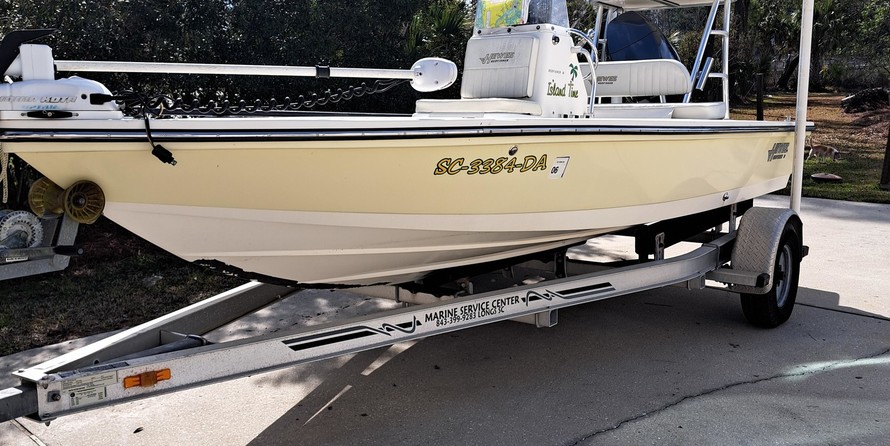 Hewes 16.9 redfisher