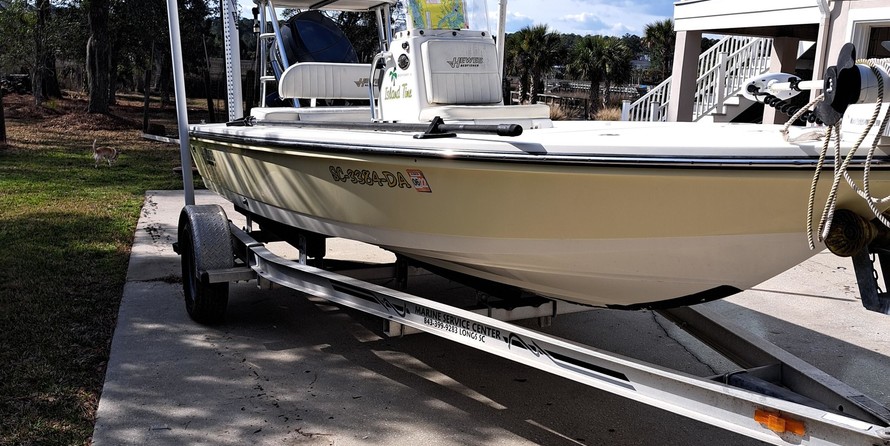 Hewes 16.9 redfisher