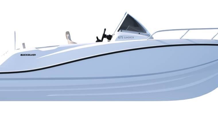 Quicksilver Activ 675 Sundeck
