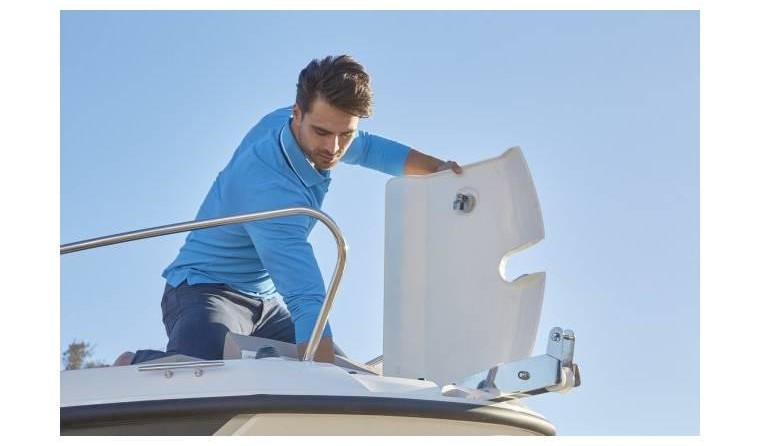 Quicksilver Activ 675 Sundeck