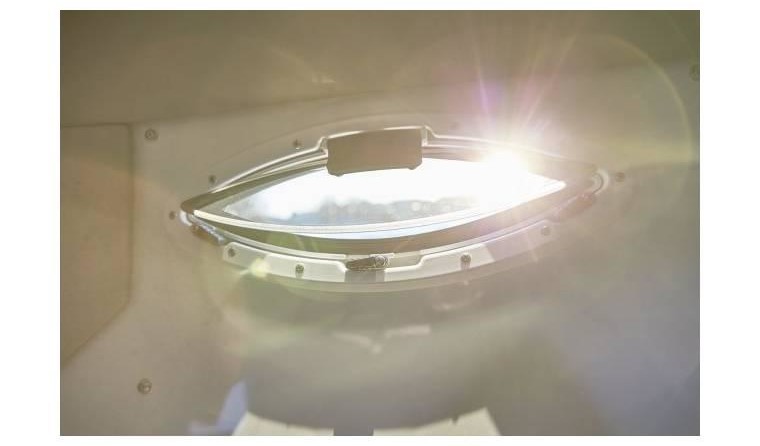 Quicksilver Activ 675 Sundeck