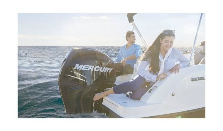 Quicksilver Activ 675 Sundeck