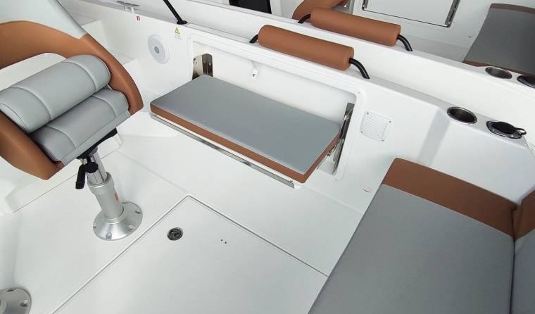 Beneteau Flyer 7 SUNdeck