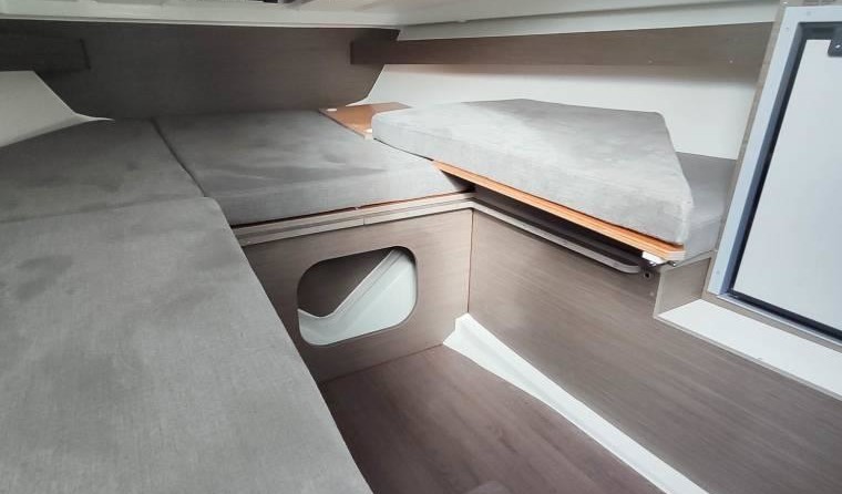 Beneteau Flyer 7 SUNdeck