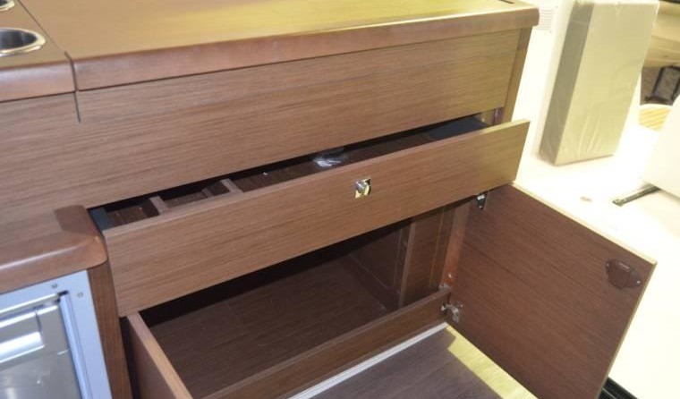 Jeanneau Merry Fisher 895