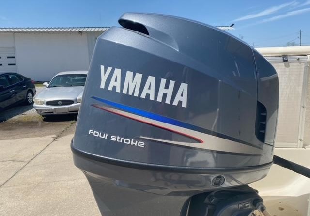 Hurricane fundeck 232