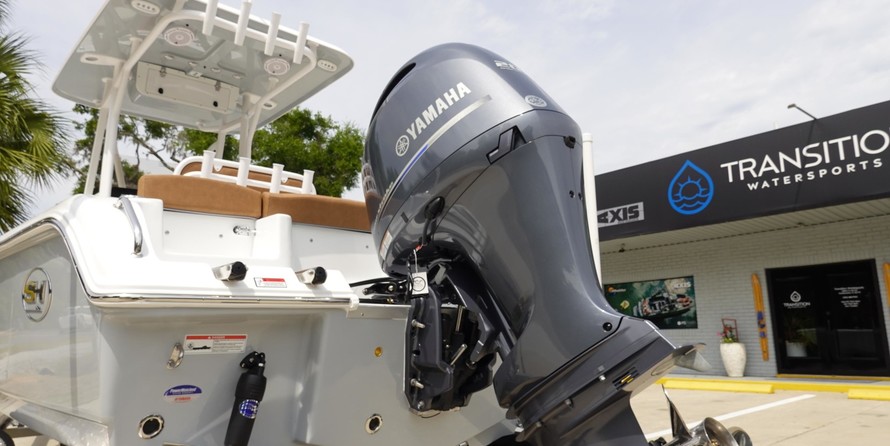 Sea Ray hunt ultra 211